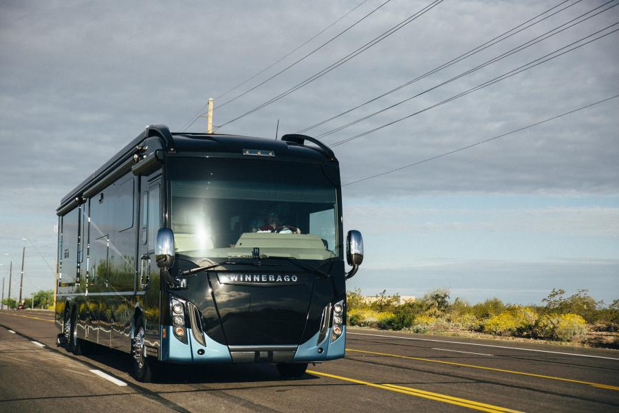 Winnebago Grand Tour '2017